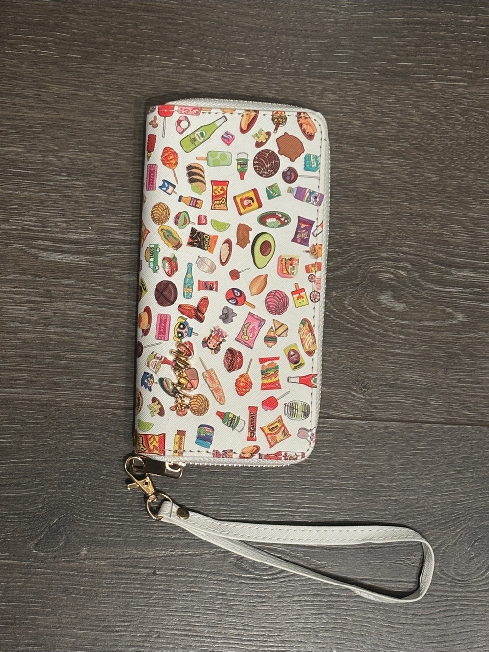Wristlet Wallet – White Snack Print